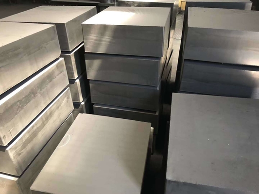 191 g/cm3 Densità di sfuso Isostatica EDM Grafite personalizzabile per stampi per iniezione di plastica