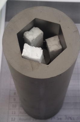 10,85 g/cm3 Forme di grafite rivestite di carbonio per ottoni Contenuto di carbonio di grado industriale