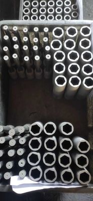 Stampi di grafite per la fusione del rame 1.85 densità di massa 100% composizione di carbonio