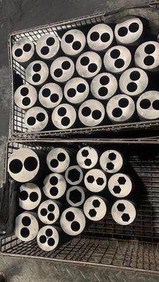 Personalizzazione Densità di rivestimento interno 1,8 g/cm3 1,85 g/cm3 Stampo di grafite per la fusione di ottone