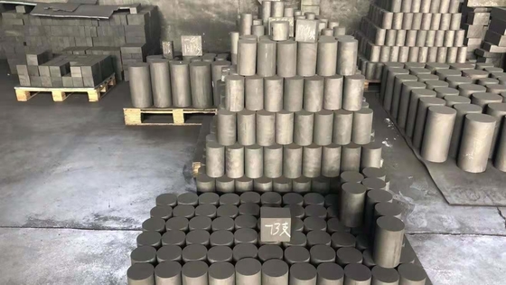 Morfologia dei cristalli in fiocco GR-165 Staffa di grafite 1,6-1,65 g/cm3 per applicazioni industriali