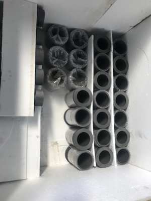 Tubo di grafite degassante per alluminio industriale densità di massa 1,72 g 1,85 g 100% carbonio